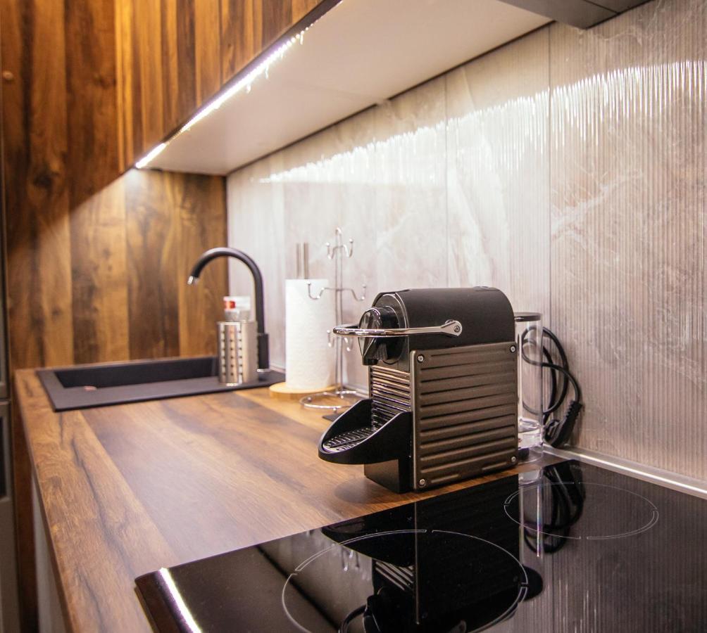 Royal Luxury Apartment 브르사츠 외부 사진